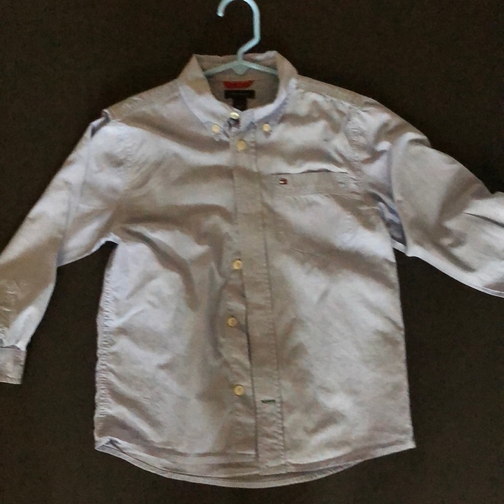Tommy hillfiger button down
